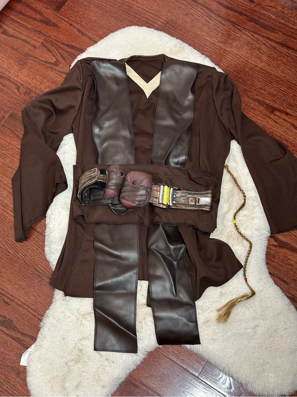 Rubie’s Anakin Skywalker Robe, Vinyl belt, Waist Sash and Braid.